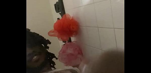  Showering and breaking in this sex toy